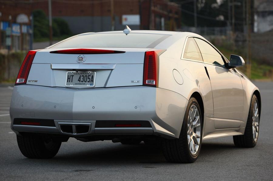  Cadillac CTS Coupe 2011 года  (фото 12 из 128)